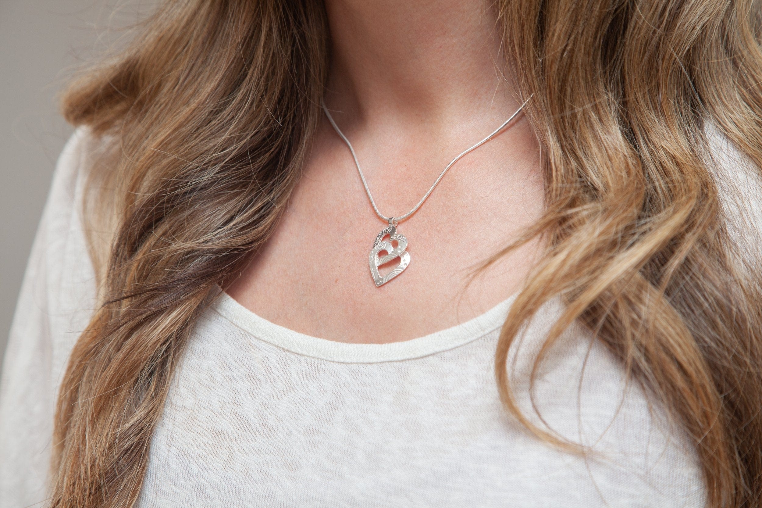 Martina Hamilton Heaven | Sterling Silver Double Heart Pendant Medium