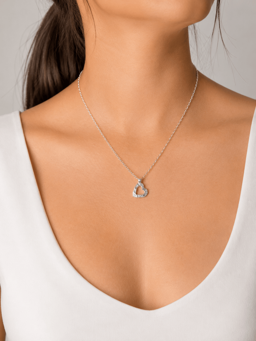 Martina Hamilton Heaven | Sterling Silver Heart Bell Chain Pendant Small