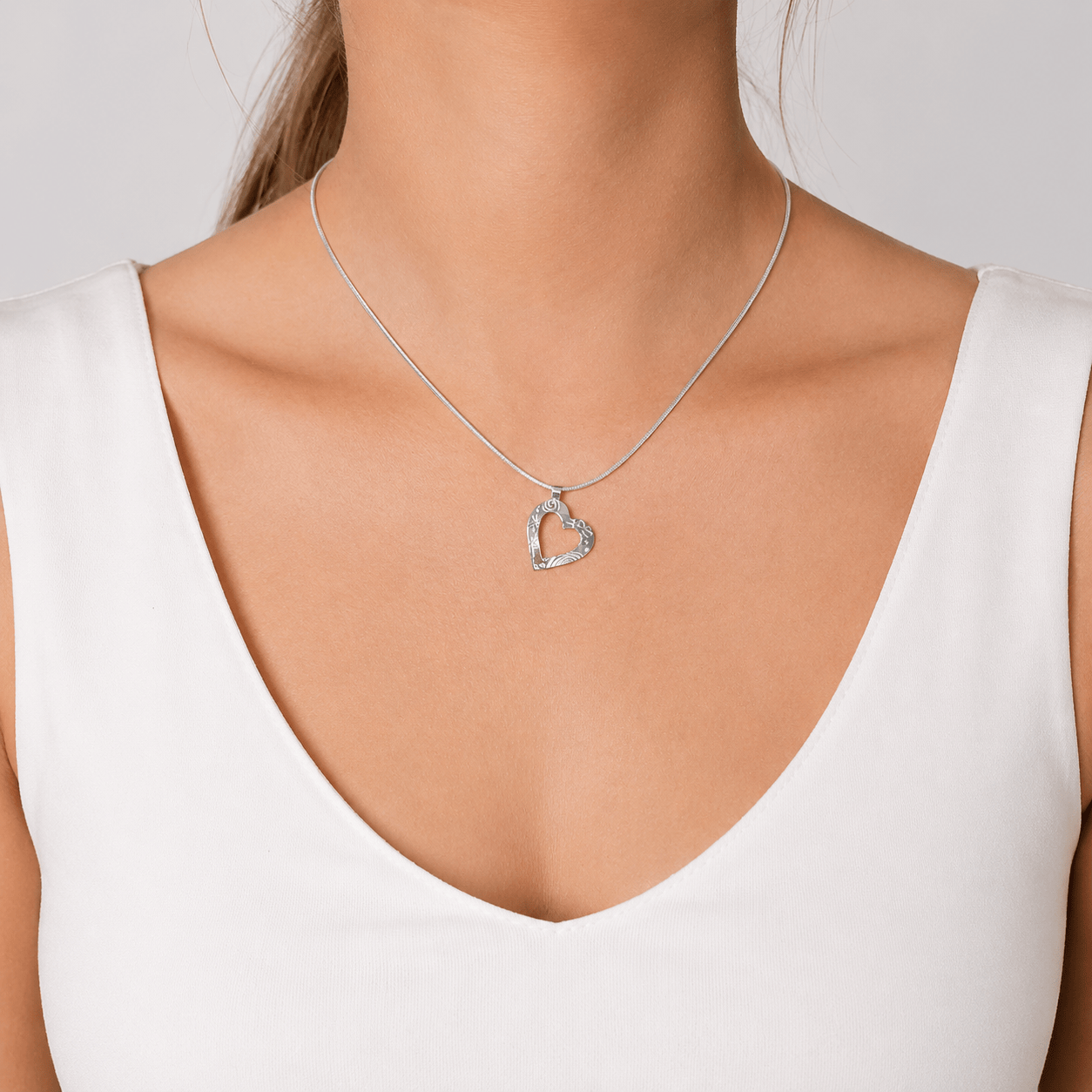Martina Hamilton Heaven | Sterling Silver Heart Pendant Medium