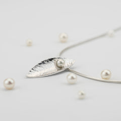 Martina Hamilton Leaf | Sterling Silver and Fixed Pearl Pendant