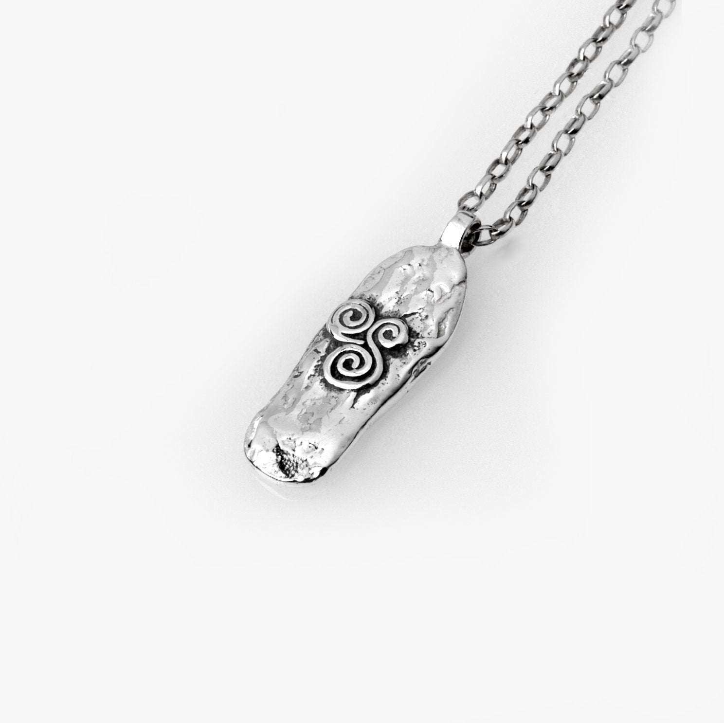 Martina Hamilton Newgrange | Sterling Silver Pendant Medium