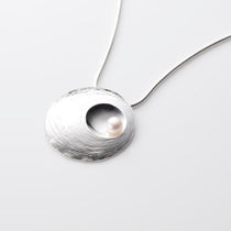 Martina Hamilton Oyster Pearl | Sterling Silver and Pearl Pendant Large