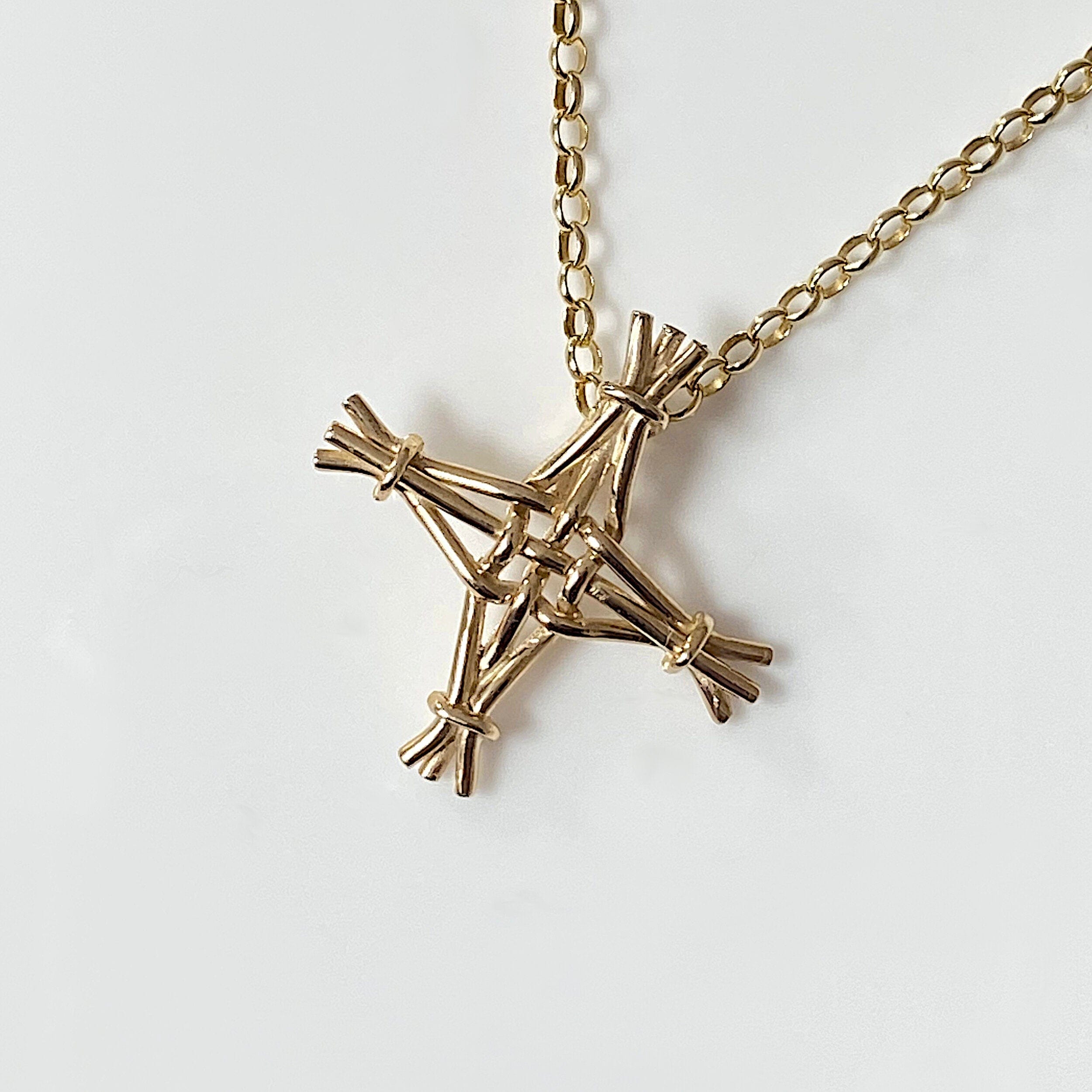 Martina Hamilton St. Brigid Cross | 9ct Solid Gold Woven Reed Pendant Small