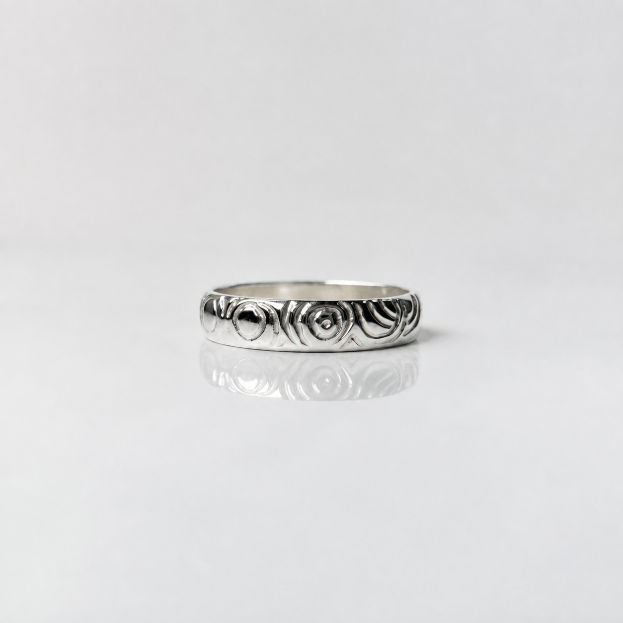 Martina Hamilton Carrowmore | Sterling Silver Wide Ring