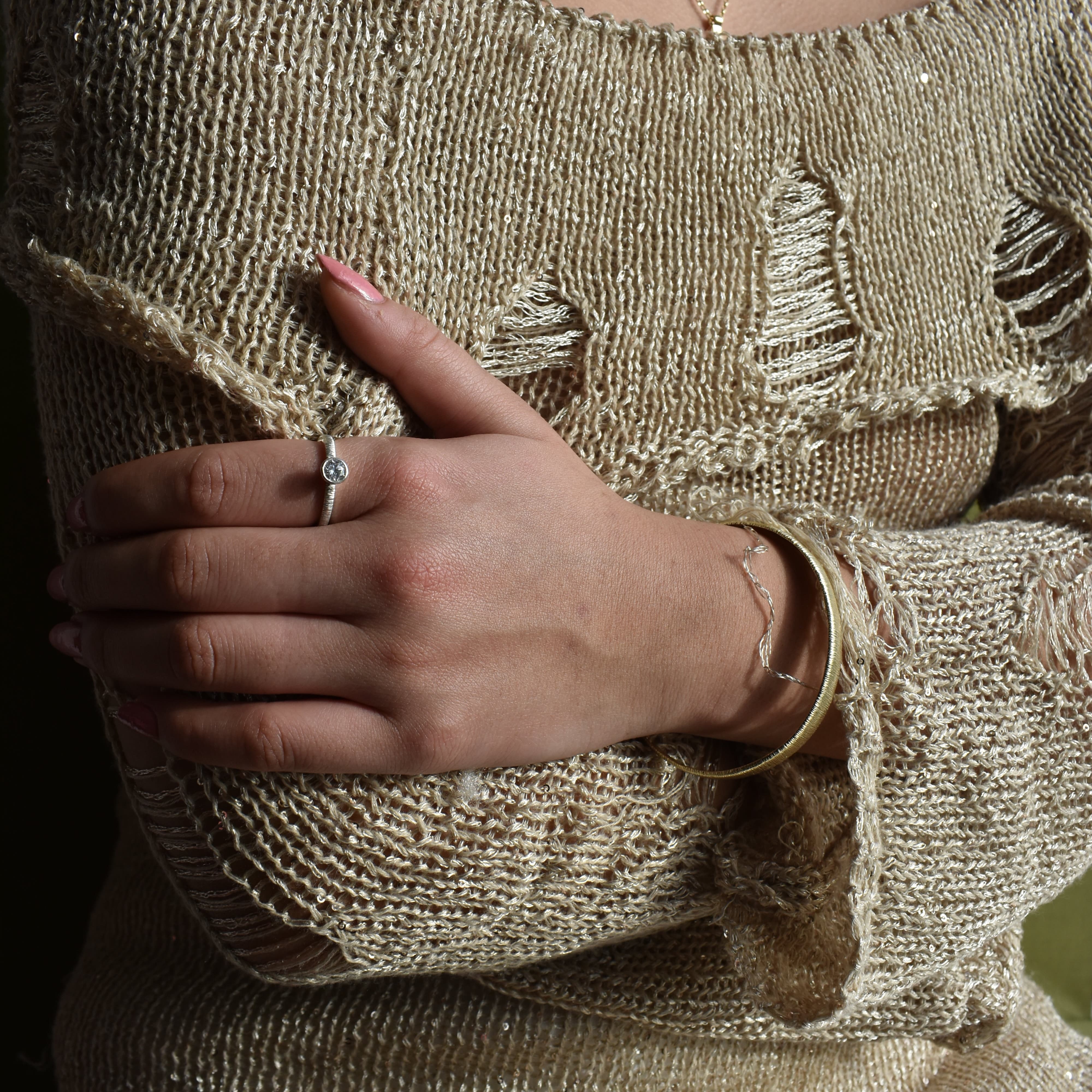 Martina Hamilton Ériu | 6mm Lab Diamond Solid Gold Ring