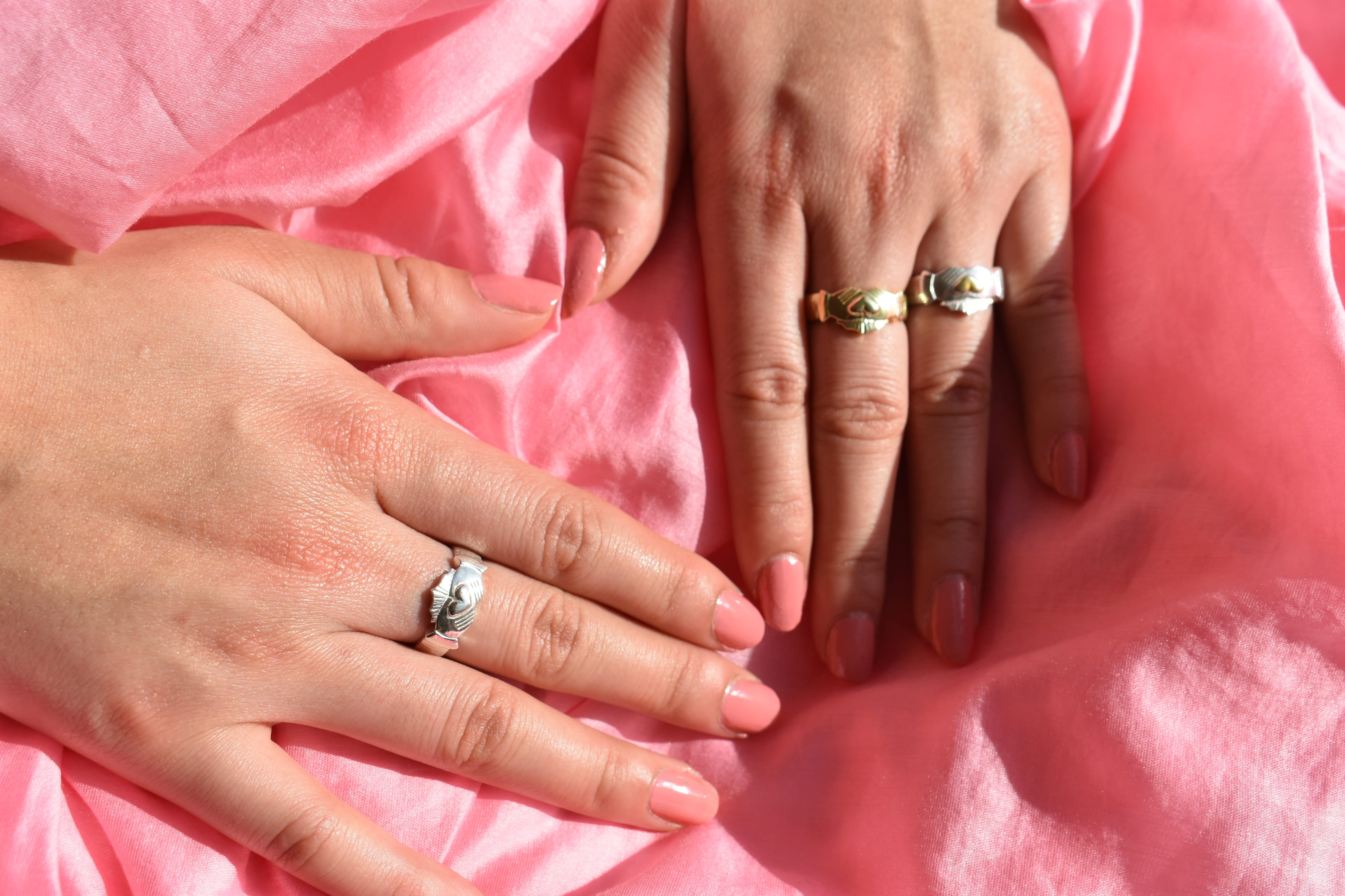 Martina Hamilton Ériu | Claddagh Sterling Silver Ring