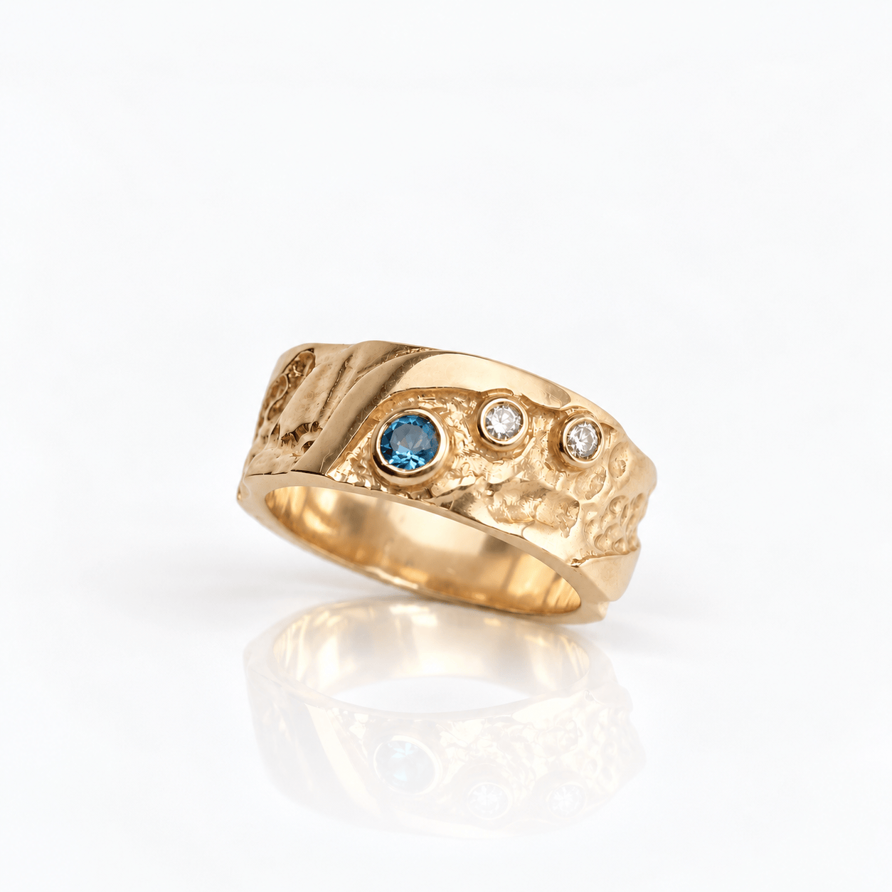 Martina Hamilton Seascape | Solid Gold Gemstone Ring