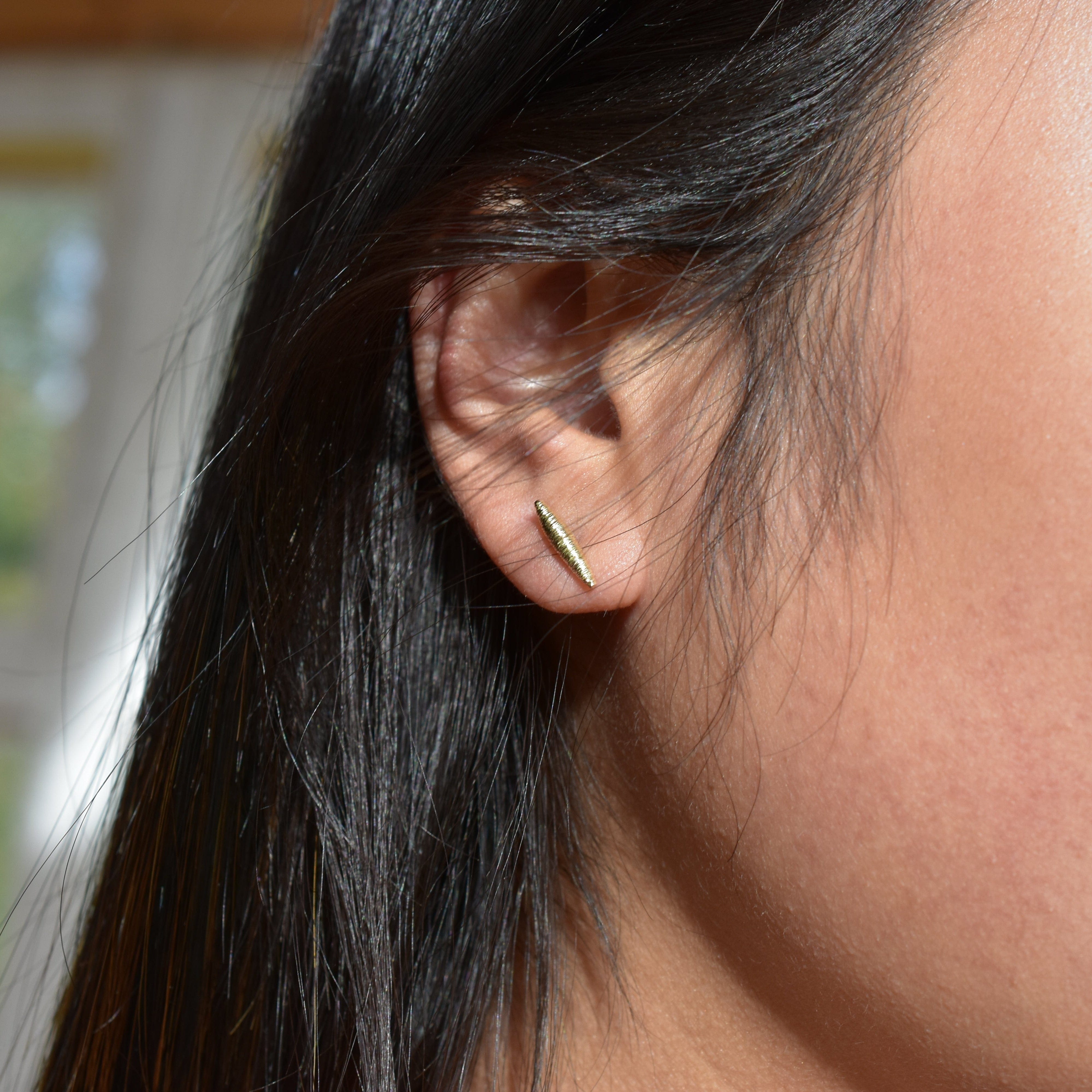 Martina Hamilton Síoda | 9ct Solid Gold Stud Earrings Petite