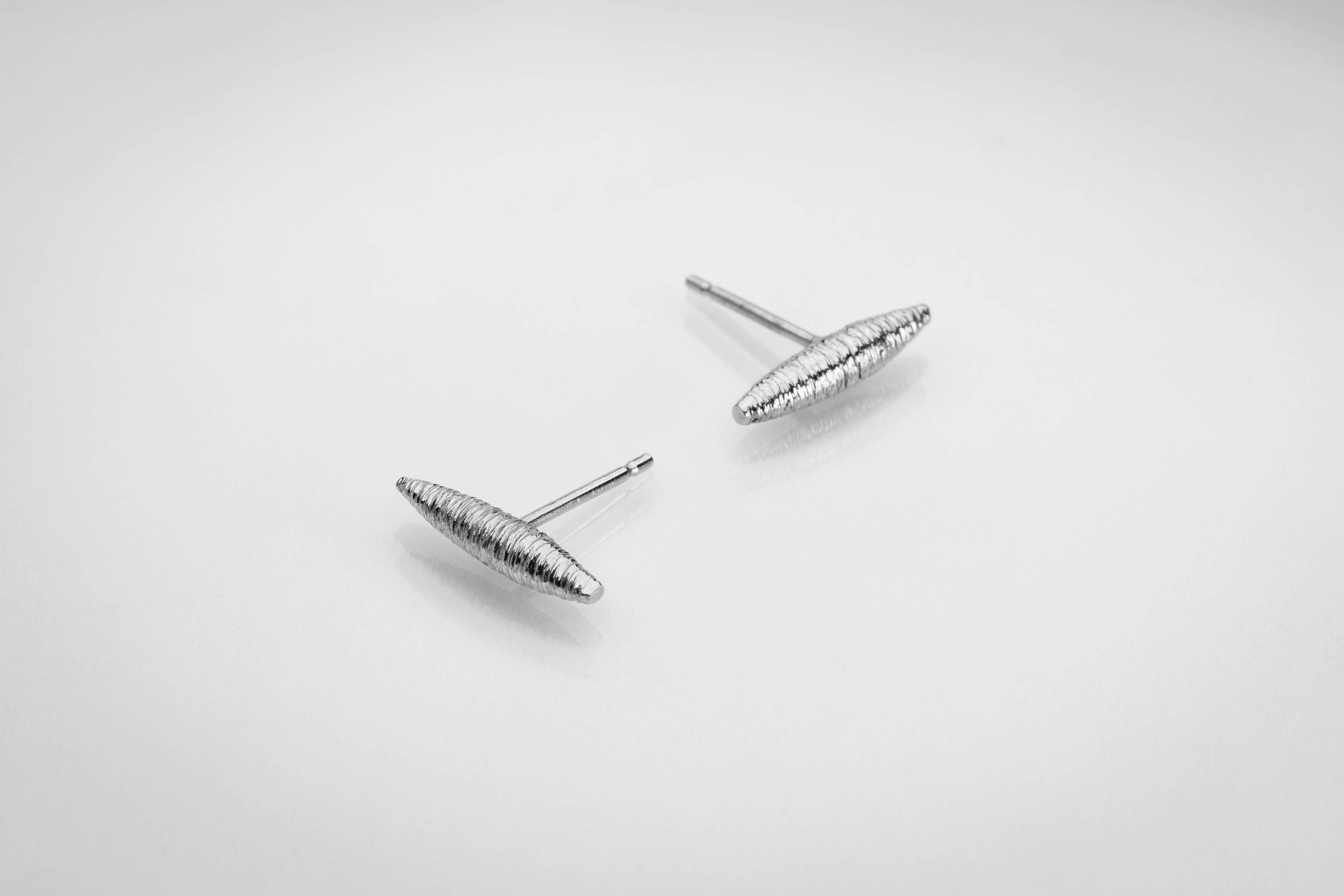 Martina Hamilton Síoda | Sterling Silver Stud Earrings Petite